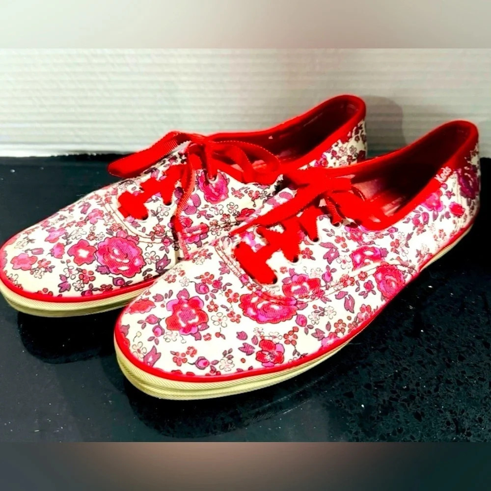 Keds Red Floral Ribbon lace canvas US6.5 street style classic comfort celebrity